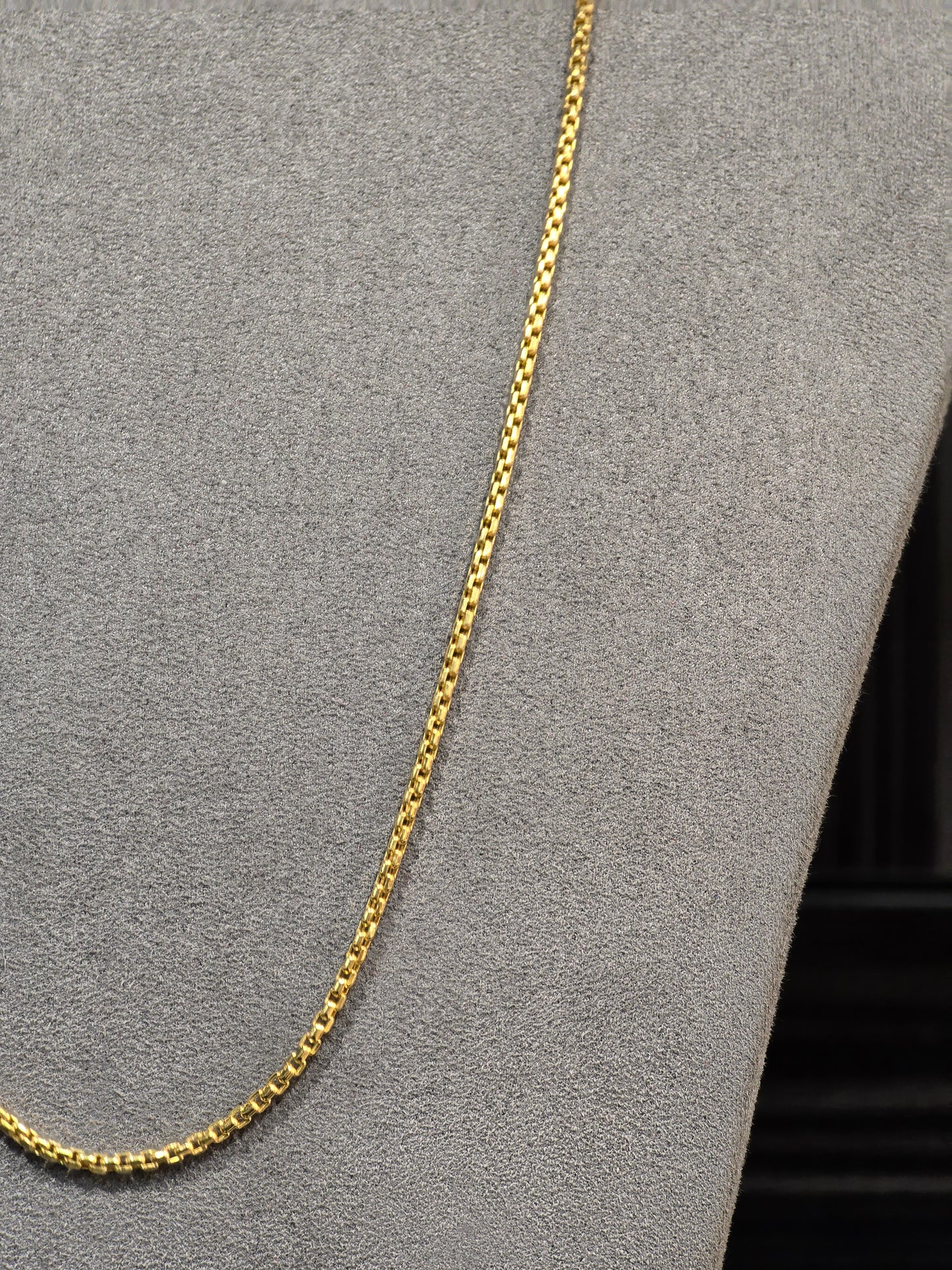 22KT Gold Box Chain