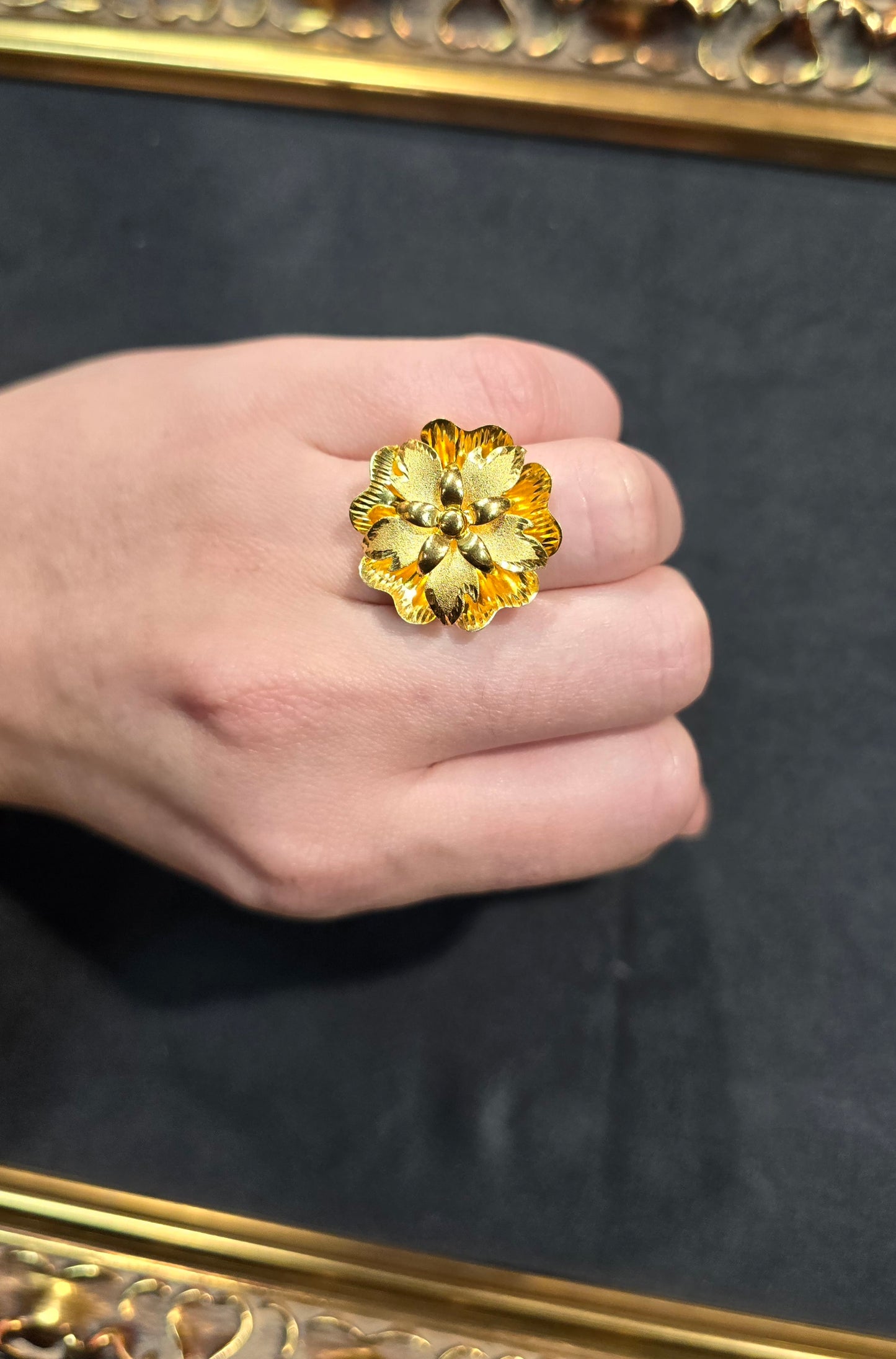 22KT Gold Flower Ring