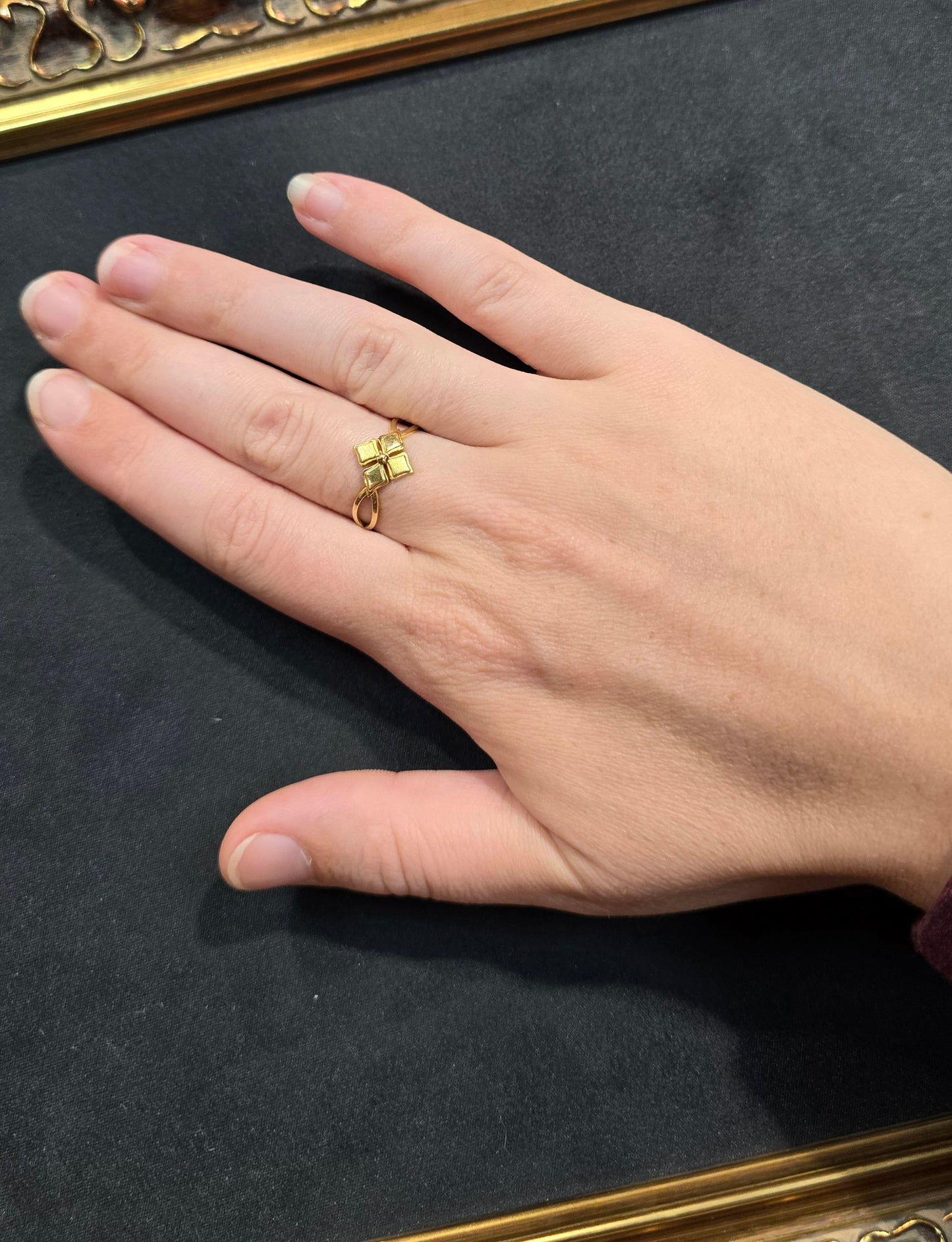 22KT Gold Square Compass Design Ring