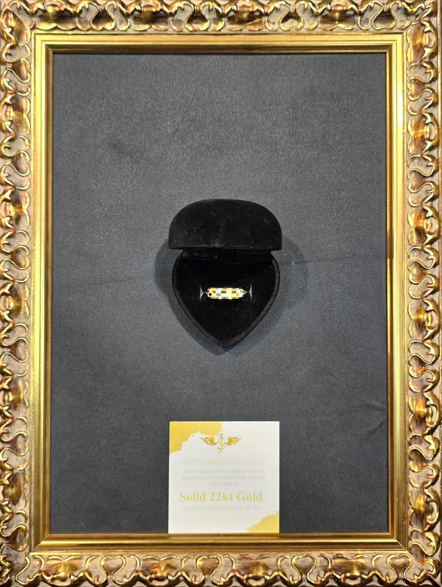 22kt Gold Designed Band Ring