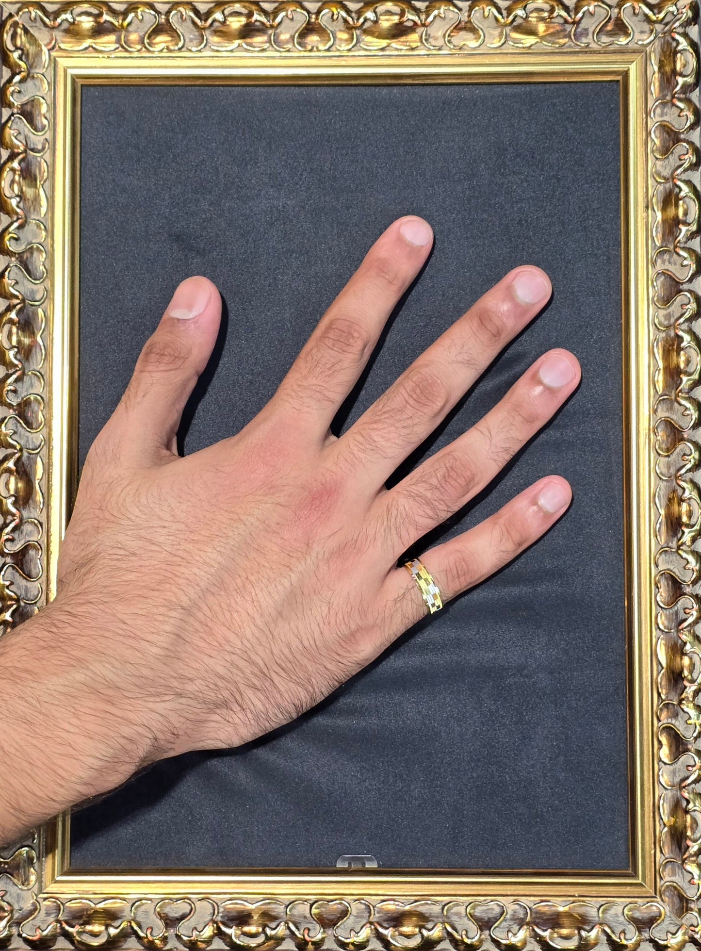 22kt Gold Designed Band Ring