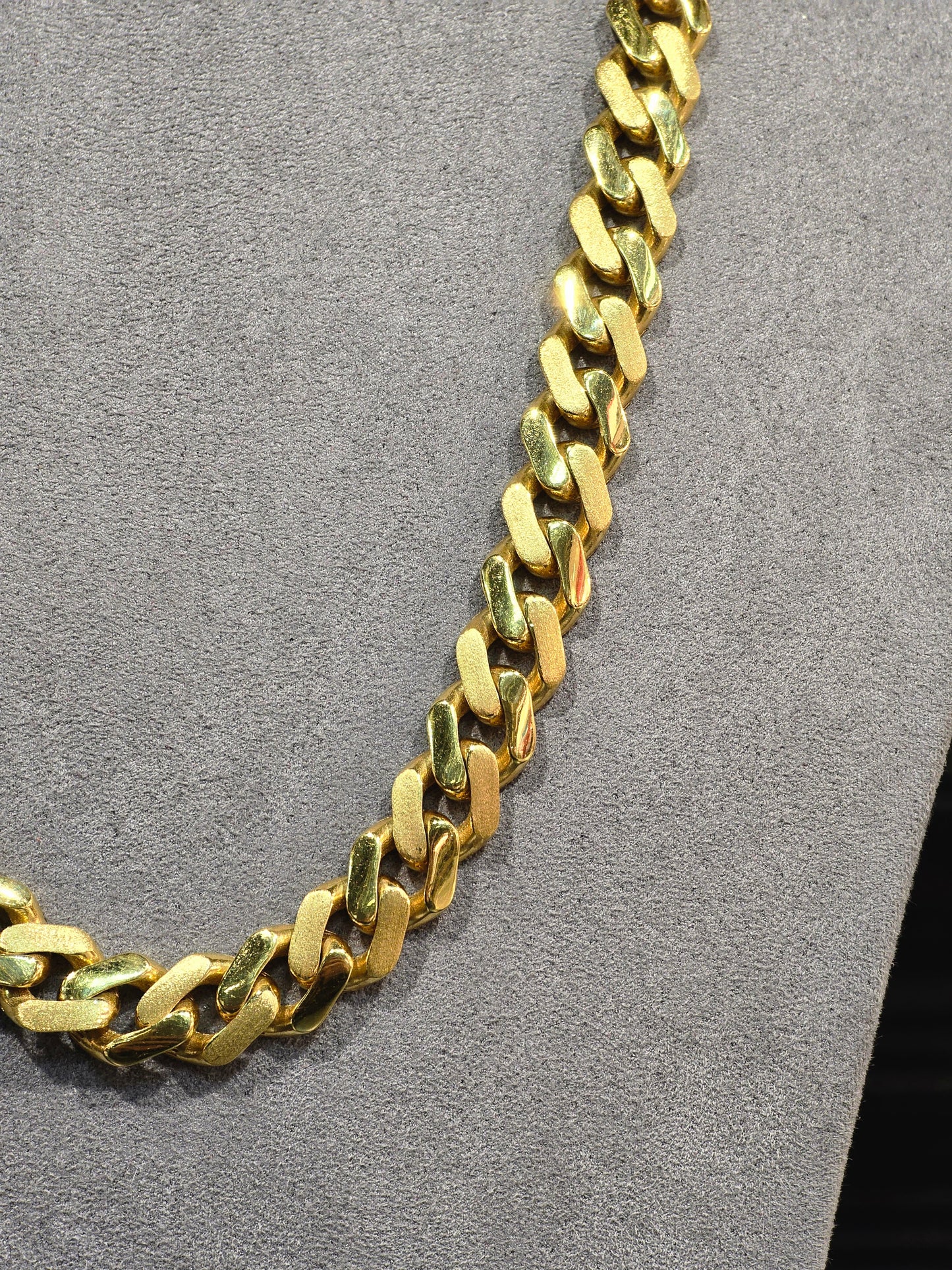 22KT Gold Monaco Chain Brush Finish