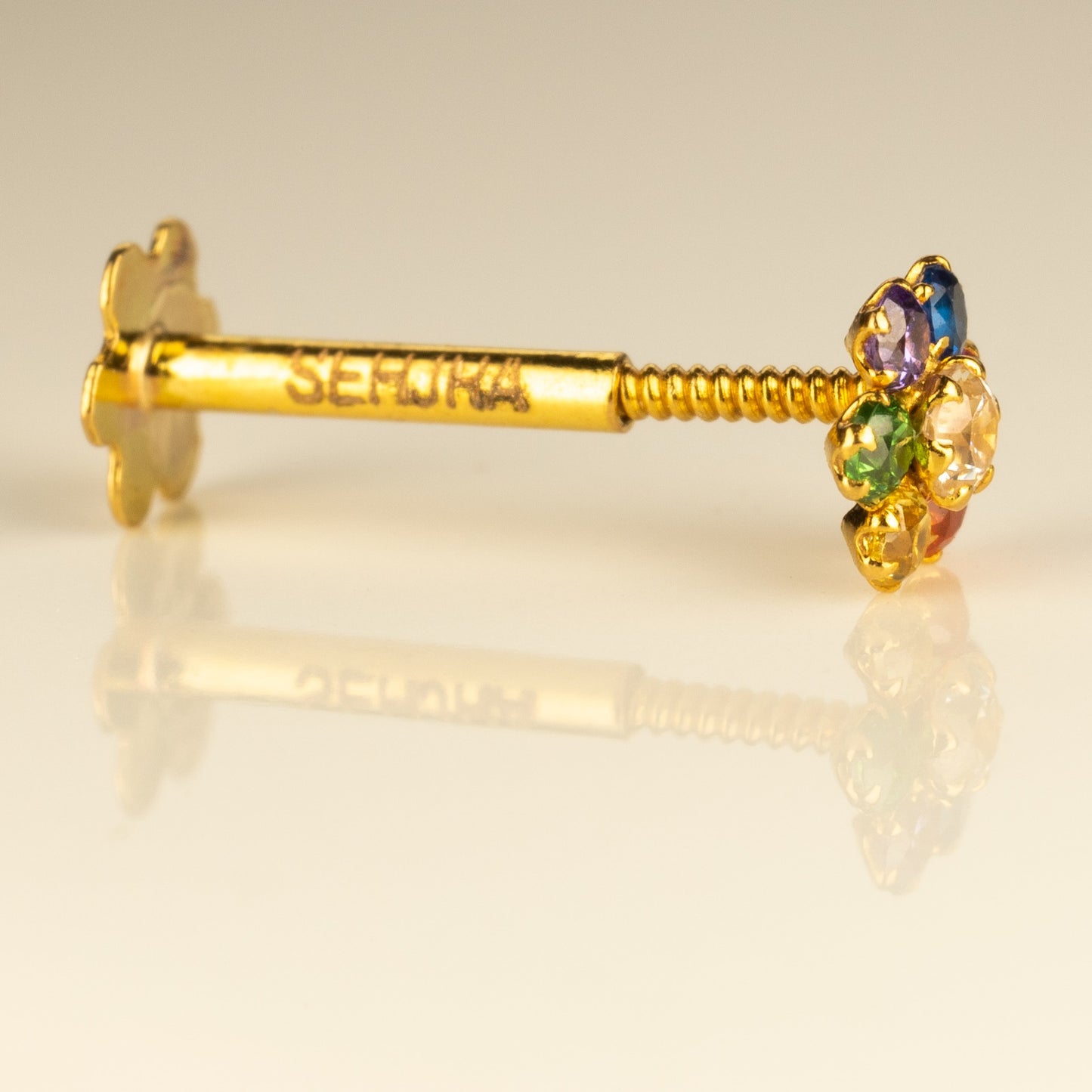 18kt Ear Studs – Flower (gold flat back)