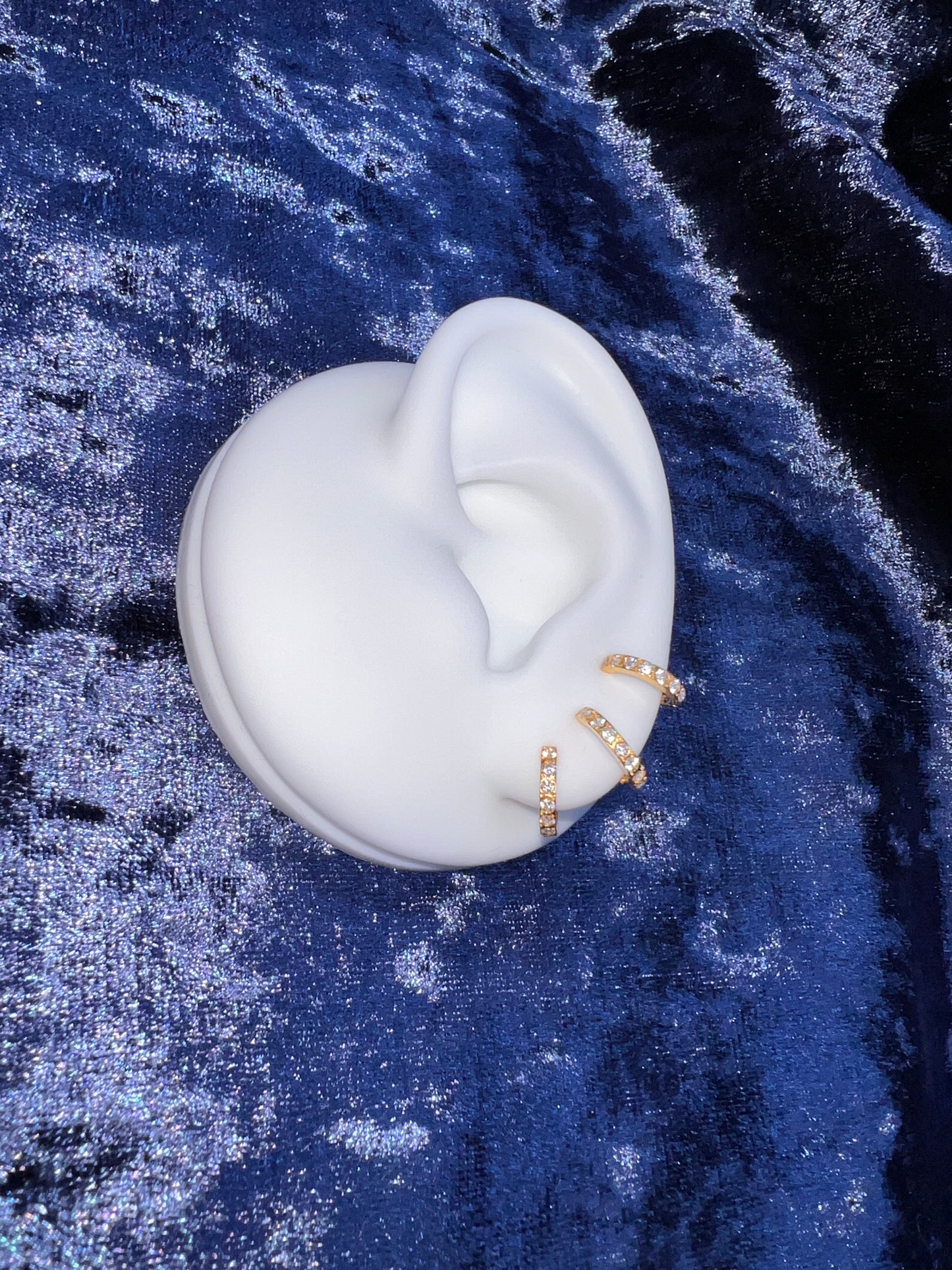 18kt Kids Earrings Huggies– Channel setting