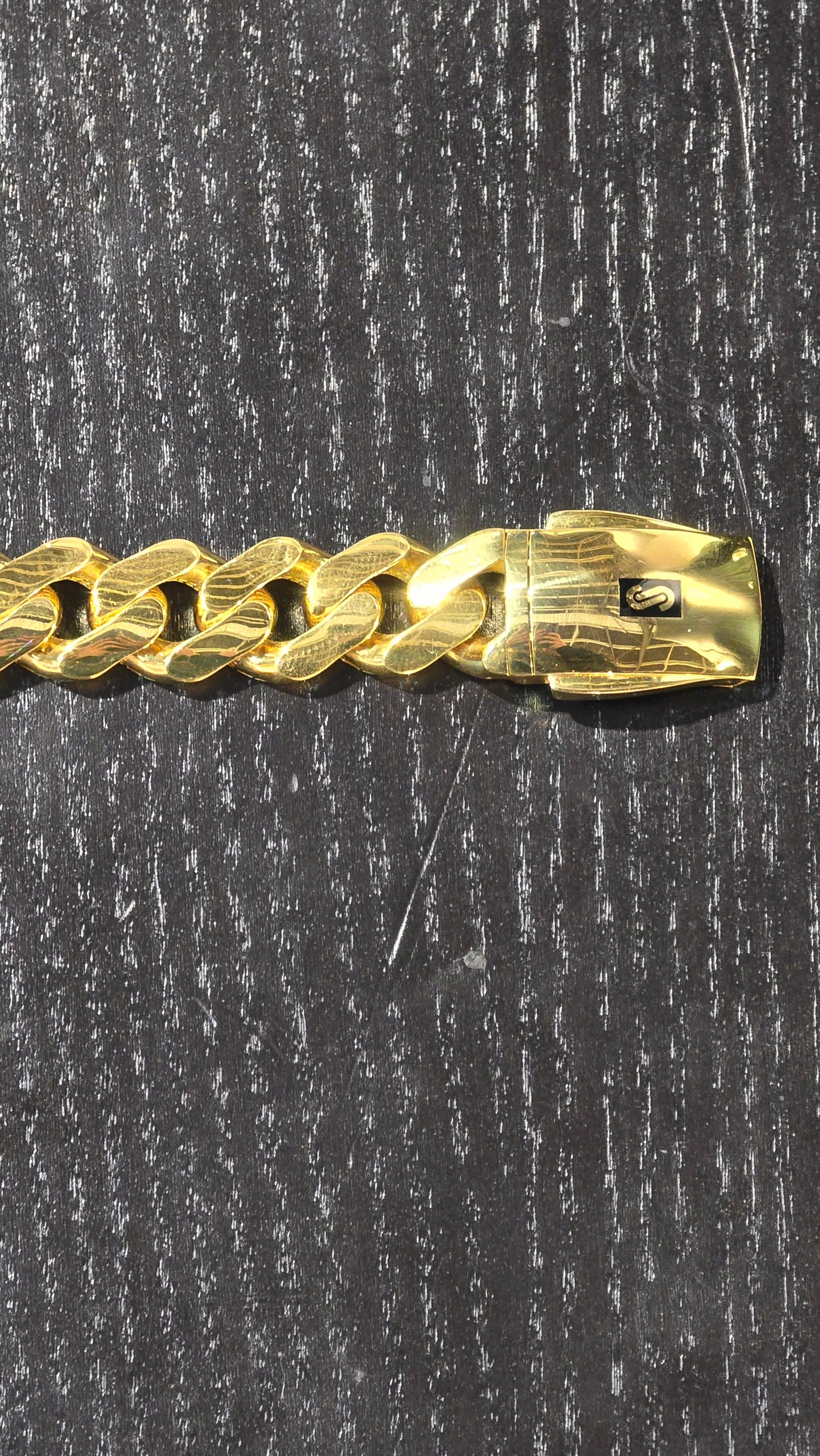 22KT Gold Monaco Bracelet Classic 35.76g