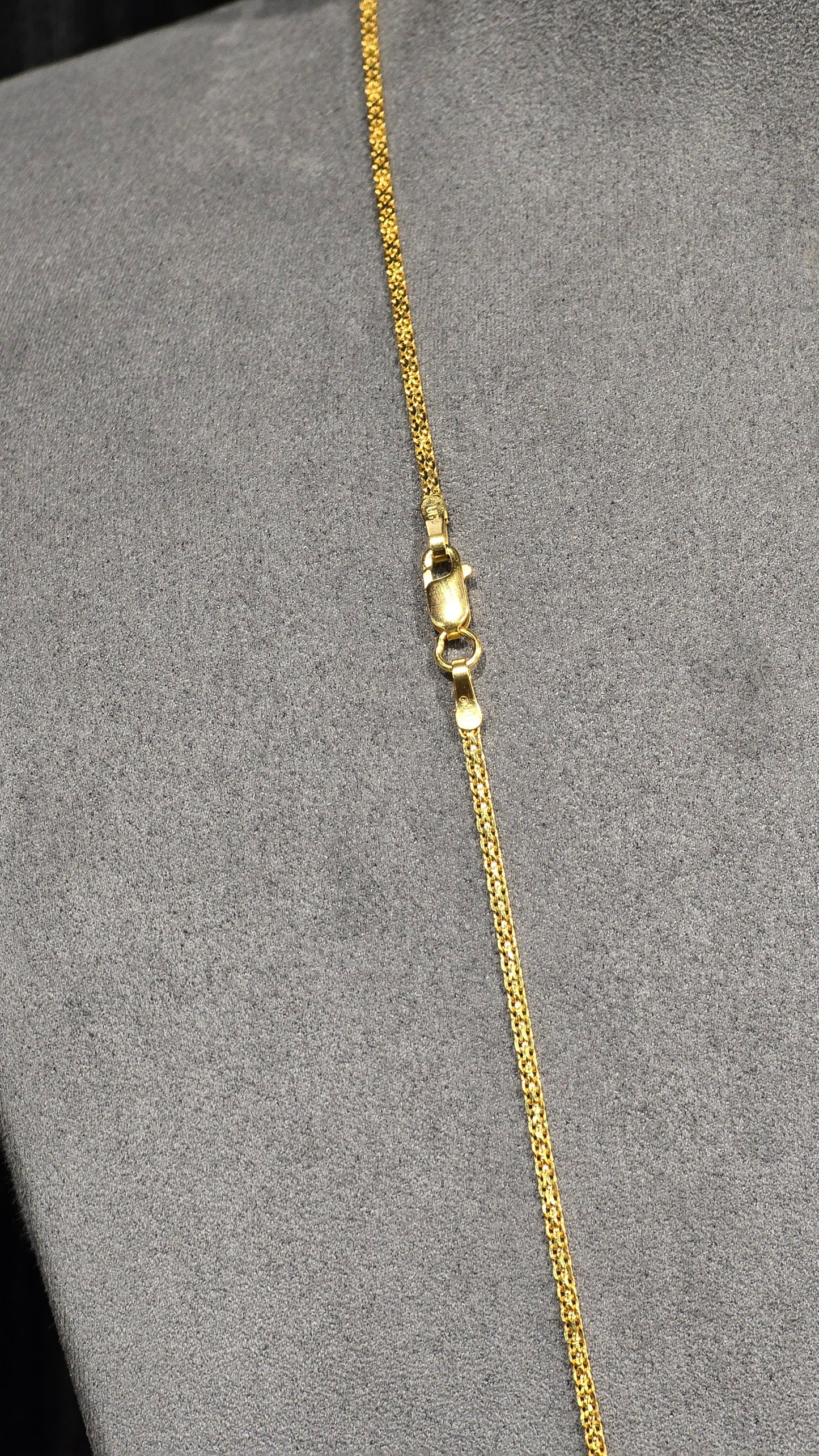 22KT Gold Bismark Chain 0.15mm