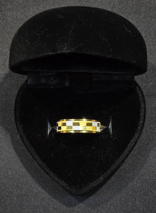 22kt Gold Designed Band Ring