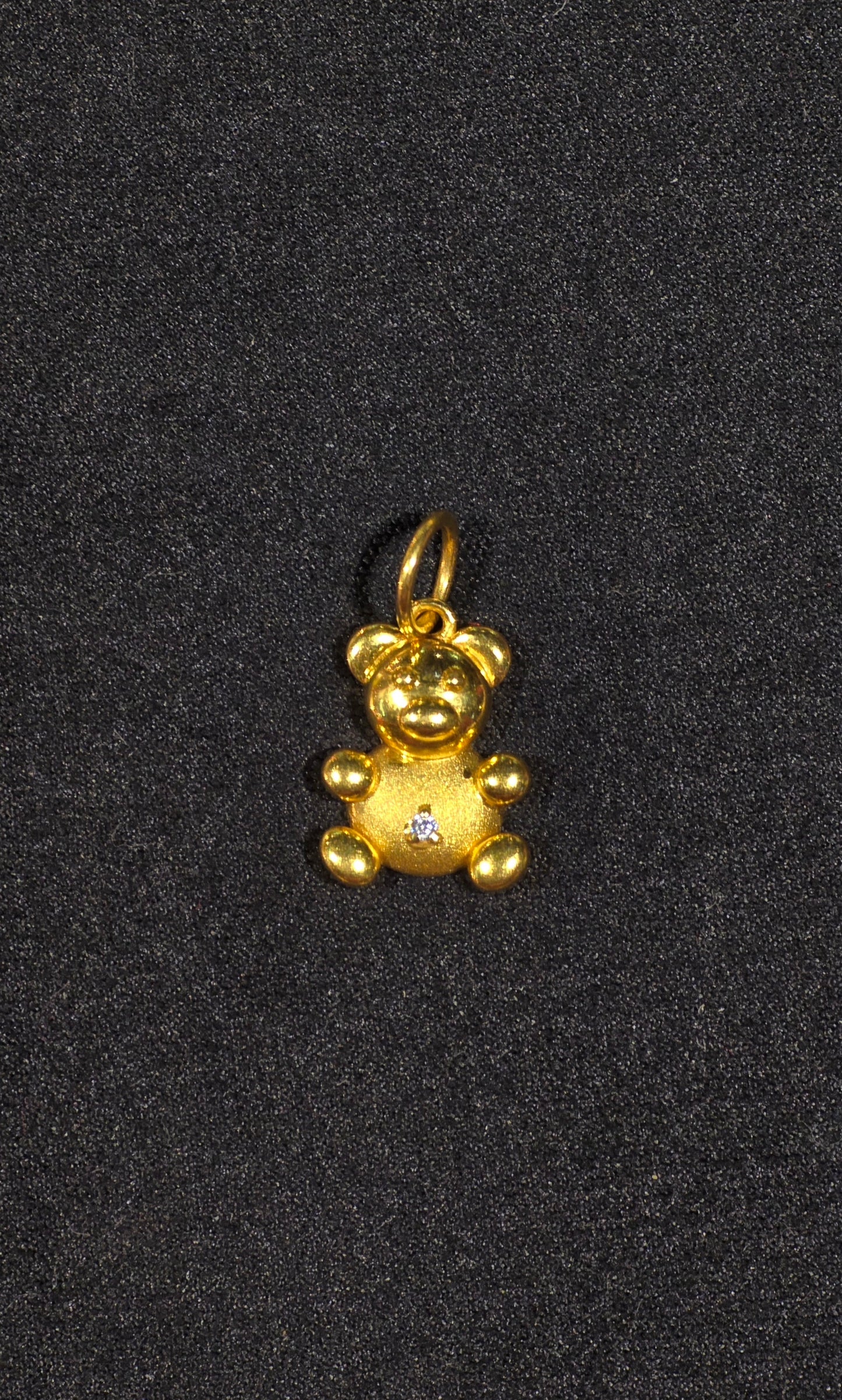 22KT Gold Teddy Bear Pendant